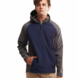 Men's Raider Hooded Soft Shell Jacket